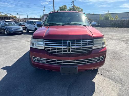 2008 Lincoln Navigator Base