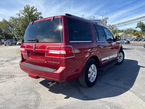 2008 Lincoln Navigator Base