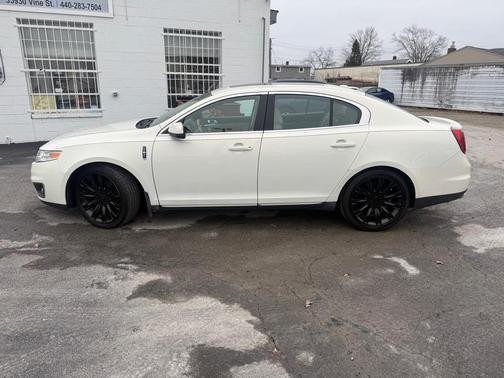 2012 Lincoln MKS Base