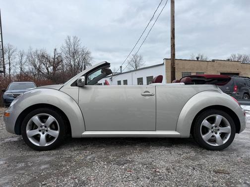 2009 Volkswagen New Beetle L