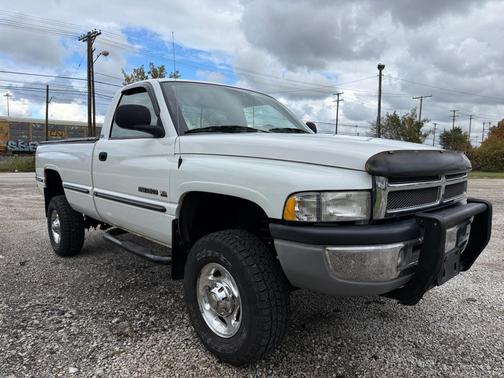 2002 Dodge Ram 2500 Base