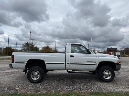 2002 Dodge Ram 2500 Base