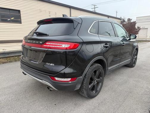 2015 Lincoln MKC Base