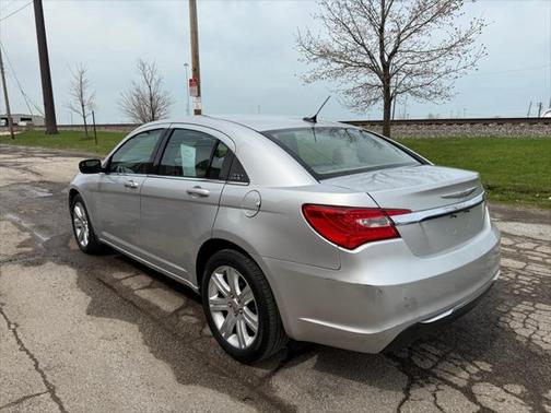 2012 Chrysler 200 Touring