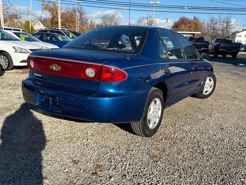 2004 Chevrolet Cavalier Base