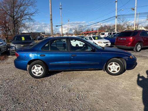 2004 Chevrolet Cavalier Base