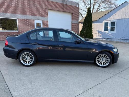 BLUE 2009 BMW 328 xDrive