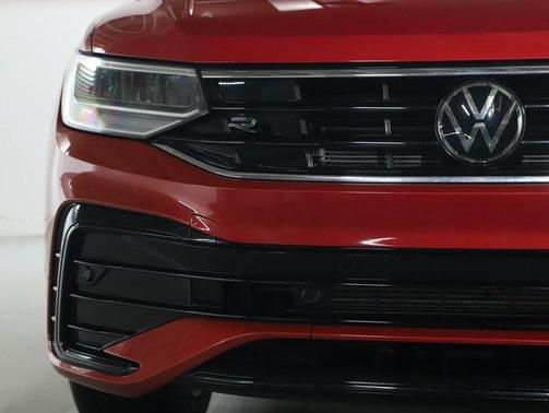 2024 Volkswagen Tiguan 2.0T SE R-Line Black 4MOTION