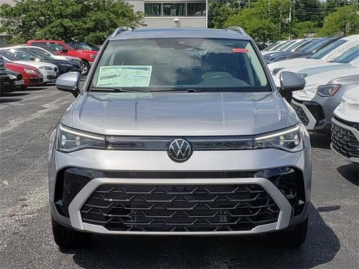 2025 Volkswagen Taos 1.5T SEL