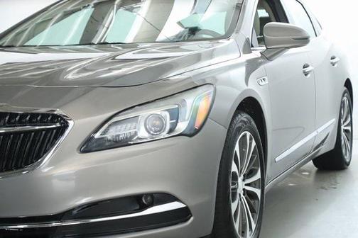 2017 Buick LaCrosse Essence