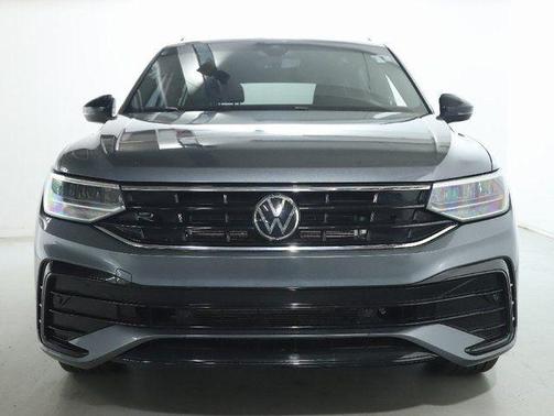 2022 Volkswagen Tiguan 2.0T SE R-Line Black 4MOTION
