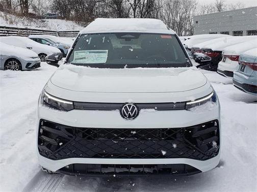 2026 Volkswagen Tiguan 2.0T SE R-Line Black 4MOTION