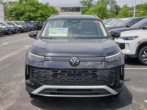 Deep Black 2026 Volkswagen Tiguan 2.0T S