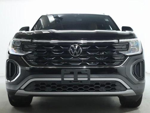 2024 Volkswagen Atlas Cross Sport 2.0T SE w/Technology 4MOTION