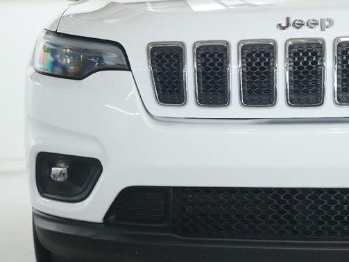 Bright White Clearcoat 2020 Jeep Cherokee Latitude Plus