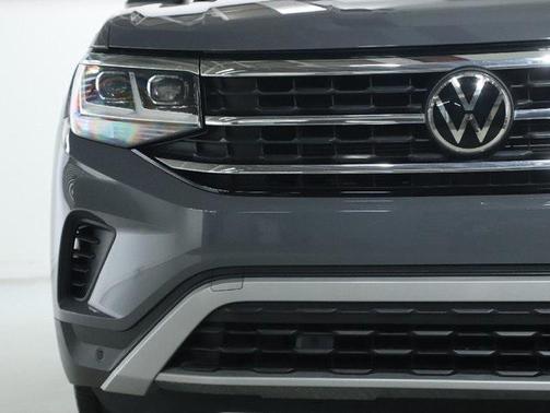 2022 Volkswagen Atlas Cross Sport 2.0T SE w/Technology 4MOTION