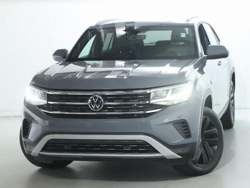 2022 Volkswagen Atlas Cross Sport 2.0T SE w/Technology 4MOTION