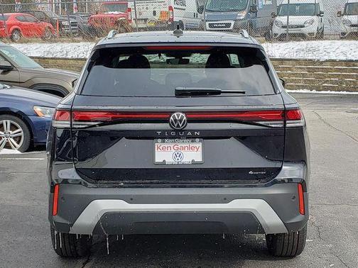 Deep Black 2026 Volkswagen Tiguan 2.0T S 4MOTION