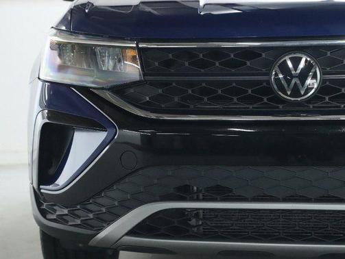 Blue Metallic 2023 Volkswagen Taos 1.5T S