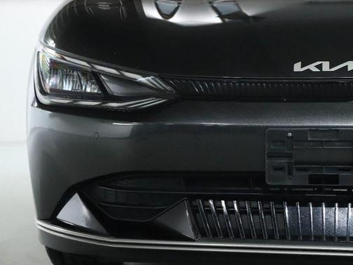 2022 Kia EV6 Wind