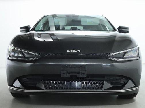 2022 Kia EV6 Wind