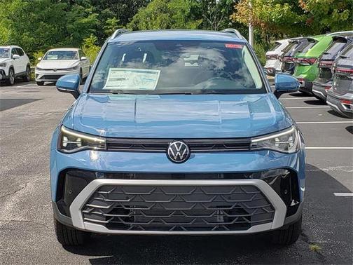 2025 Volkswagen Taos 1.5T SE