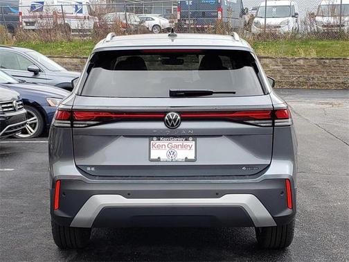 2025 Volkswagen Tiguan 2.0T SE 4MOTION