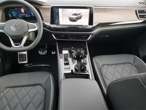 2025 Volkswagen Atlas 2.0T SEL Premium R-Line 4MOTION