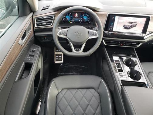 2025 Volkswagen Atlas 2.0T SEL Premium R-Line 4MOTION
