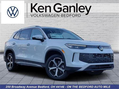 2025 Volkswagen Tiguan 2.0T SE 4MOTION