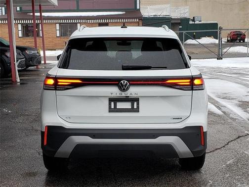 2026 Volkswagen Tiguan 2.0T SE 4MOTION