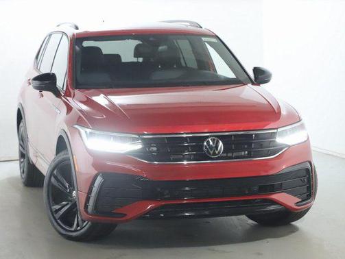 2024 Volkswagen Tiguan 2.0T SE R-Line Black 4MOTION