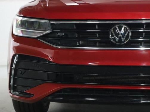 2024 Volkswagen Tiguan 2.0T SE R-Line Black 4MOTION