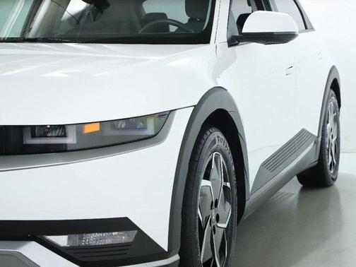 2022 Hyundai IONIQ 5 SE