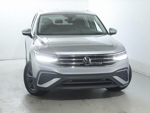 2024 Volkswagen Tiguan 2.0T SE 4MOTION