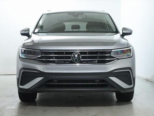 2024 Volkswagen Tiguan 2.0T SE 4MOTION