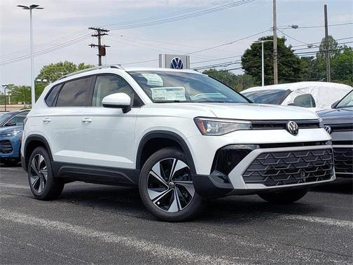 2025 Volkswagen Taos 1.5T SE