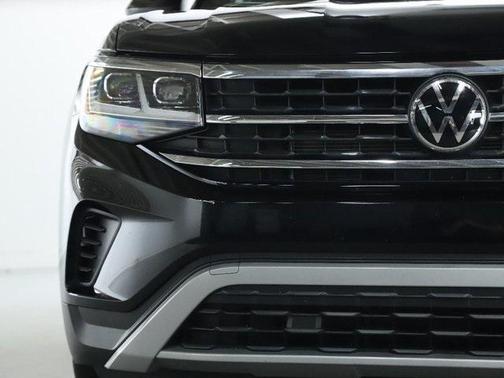 2022 Volkswagen Atlas Cross Sport 2.0T SE