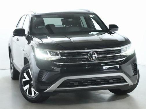 2022 Volkswagen Atlas Cross Sport 2.0T SE