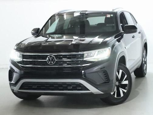 2022 Volkswagen Atlas Cross Sport 2.0T SE