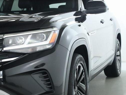 2021 Volkswagen Atlas Cross Sport 2.0T SE w/Technology