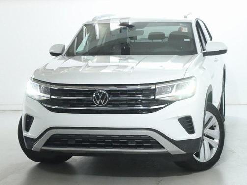 2022 Volkswagen Atlas Cross Sport 2.0T SE w/Technology 4MOTION