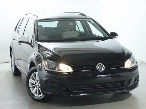 2015 Volkswagen Golf SportWagen TSI S 4-Door