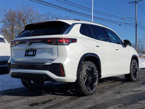 2026 Volkswagen Tiguan 2.0T SEL R-Line 4MOTION