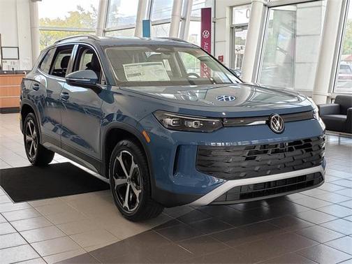 2025 Volkswagen Tiguan 2.0T SE 4MOTION