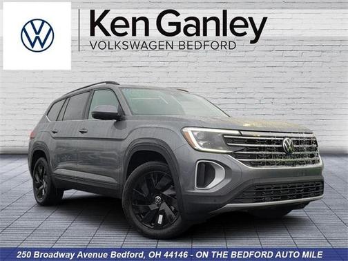 2025 Volkswagen Atlas 2.0T SE w/Technology 4MOTION