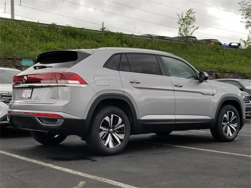 2025 Volkswagen Atlas Cross Sport 2.0T SE