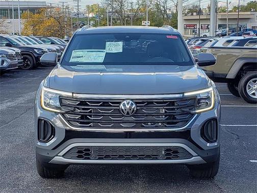 2026 Volkswagen Atlas Cross Sport 2.0T SE w/Technology 4MOTION