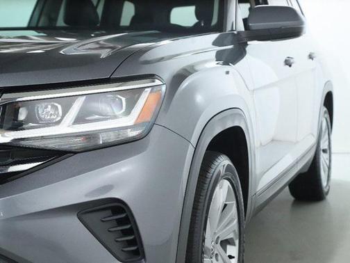 2023 Volkswagen Atlas 3.6L SE w/Technology