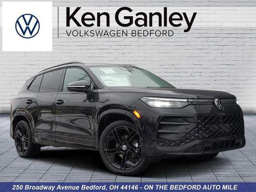 Deep Black 2026 Volkswagen Tiguan 2.0T SE R-Line Black